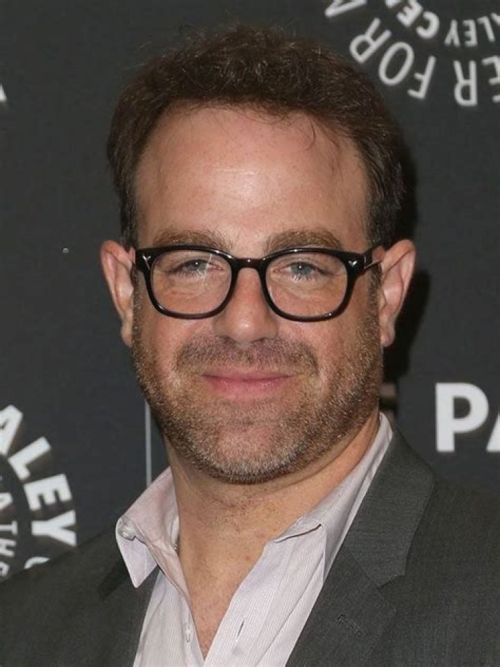 Paul Adelstein Bio (Wiki) 
