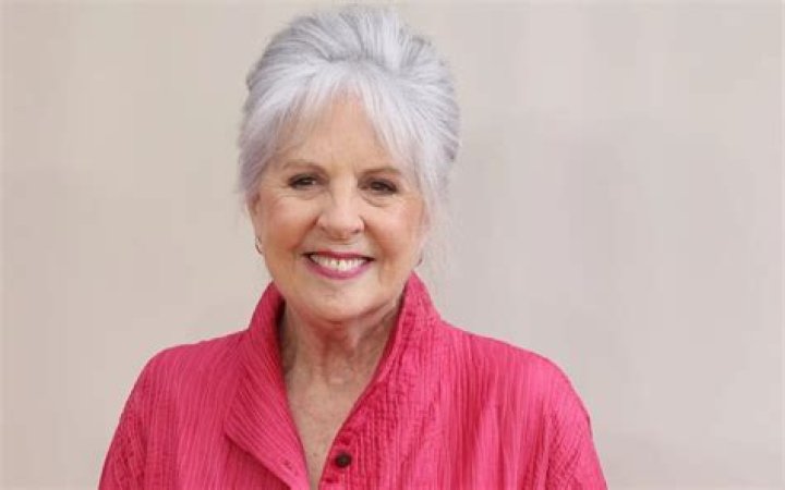 Penelope Wilton photo