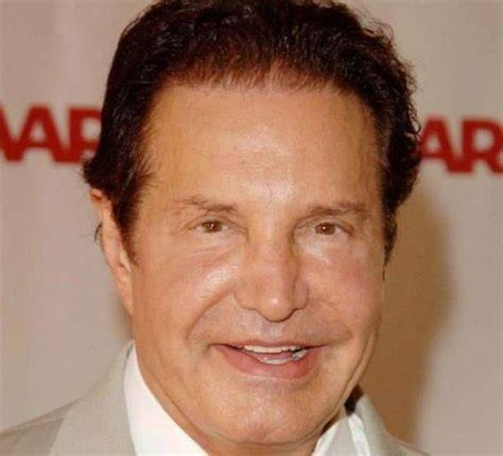 Peter Nash Lupus Junior Height, Weight, Net Worth, Age, Birthday, Wikipedia, Who, Instagram, Biography