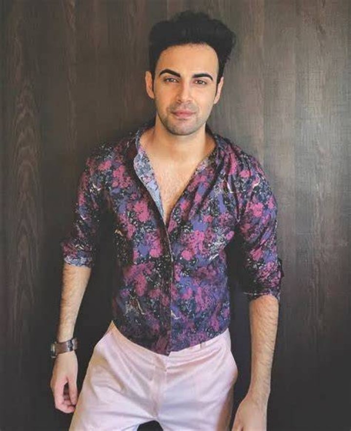 Pulkit Bangia Height, Weight, Net Worth, Age, Birthday, Wikipedia, Who, Instagram, Biography