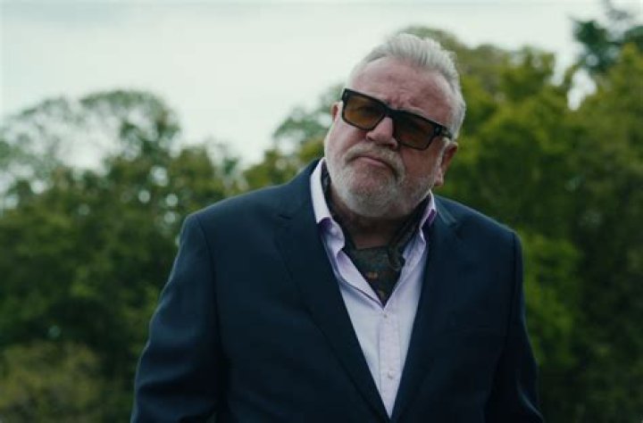 Ray Winstone photo 3