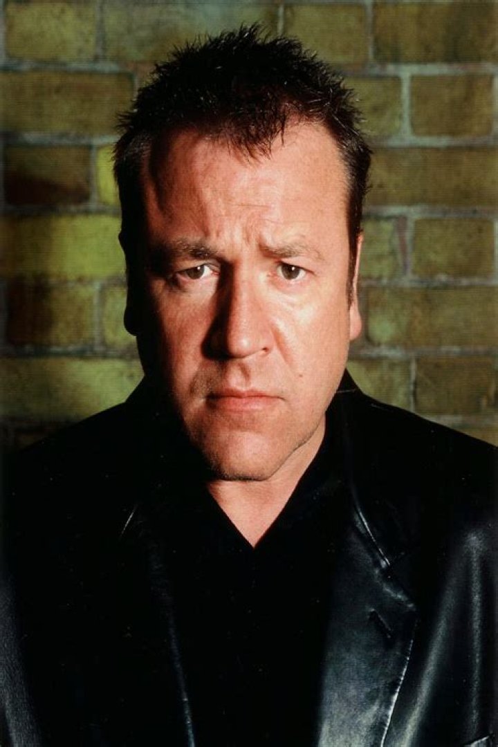 Ray Winstone photo
