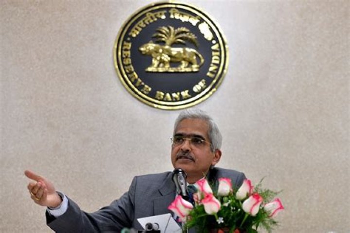 
RBI does not have fixed dollar:rupee exchange rate: Governor 