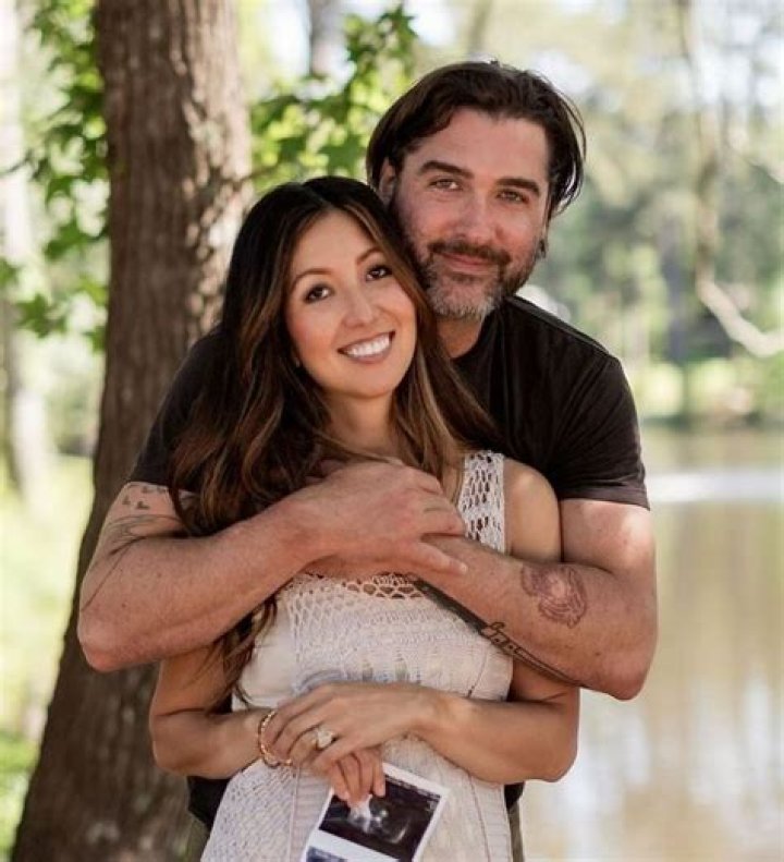 Rebecca Robertson Wiki, Age, Net Worth, Wedding