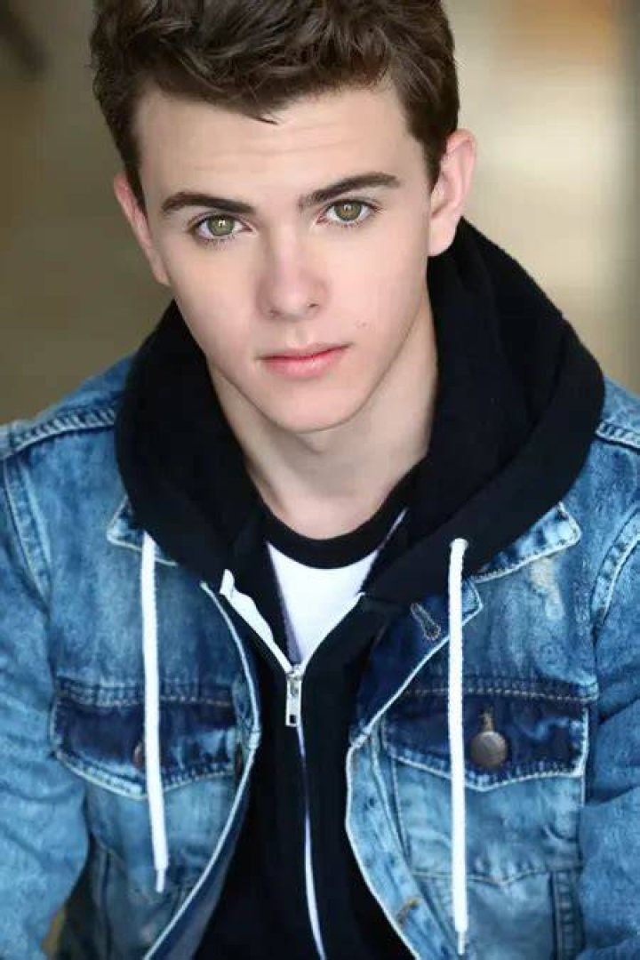 Reed Horstmann - Age, Family, Bio