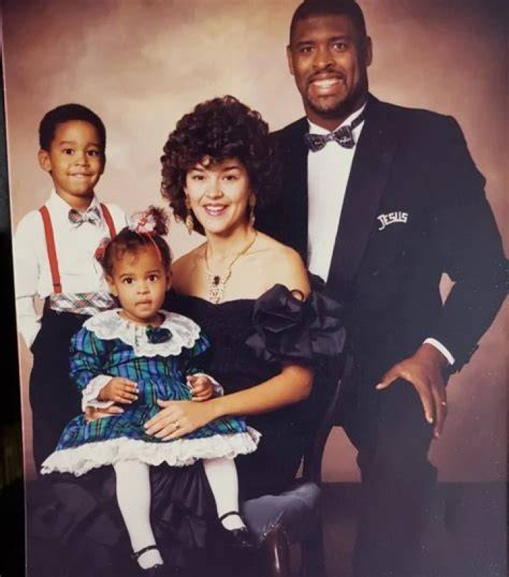 Reggie Hacker - Age, Family, Bio