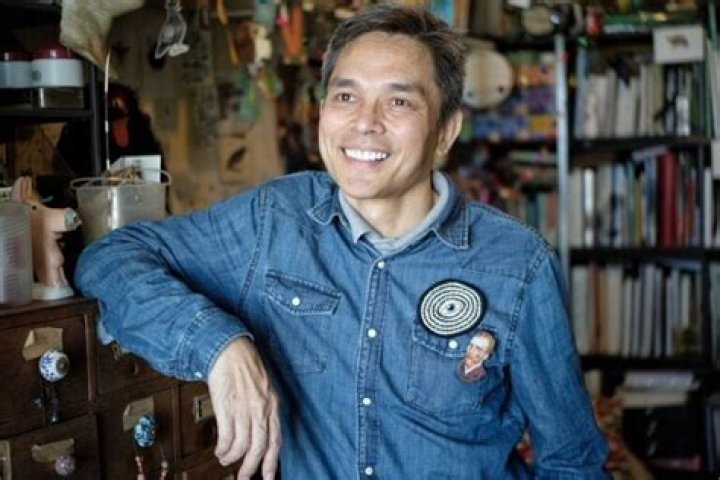 Robert Alejandro Age