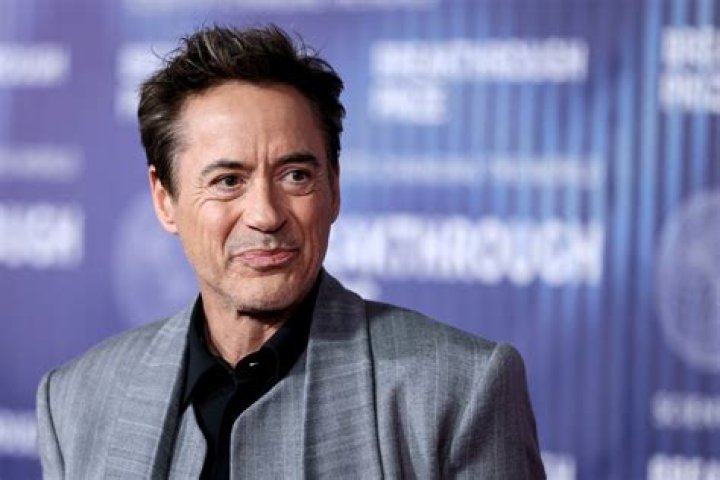 Robert Downey Jr. 