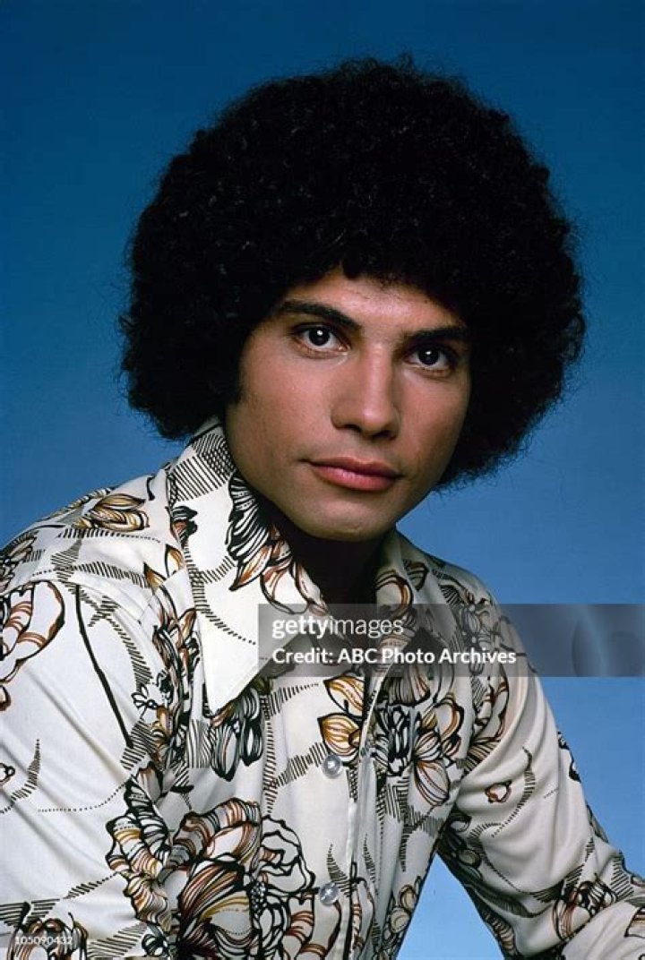 Robert Hegyes photo