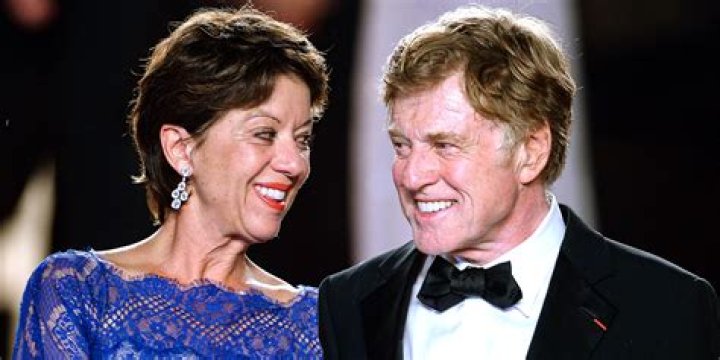 Robert With His Wife (Source: Celebrities InfoSeeMedia)