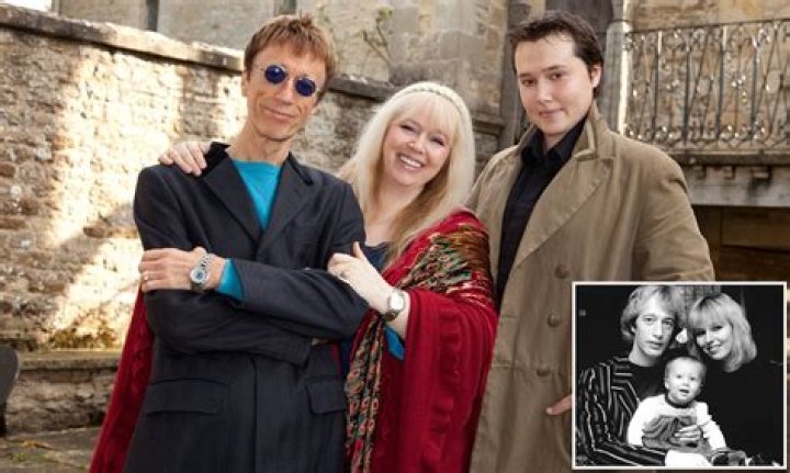 Robin Gibb - Trivia, Family, Bio