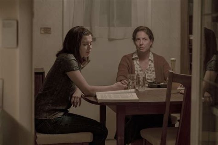 Robin Weigert photo 2