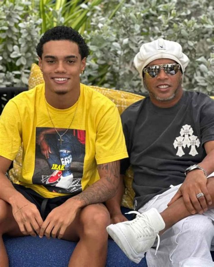 Ronaldinho - Age, Family, Bio