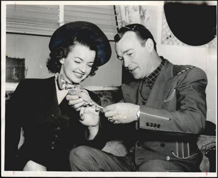 Roy Rogers - Trivia, Family, Bio