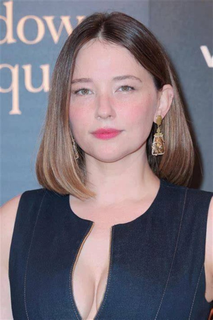 Sai Bennett Height, Weight, Net Worth, Age, Birthday, Wikipedia, Who, Nationality, Biography