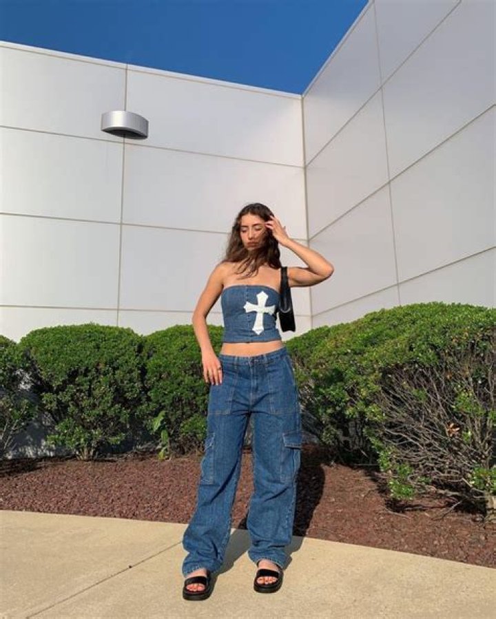 Sarah Mtimet - Age, Family, Bio
