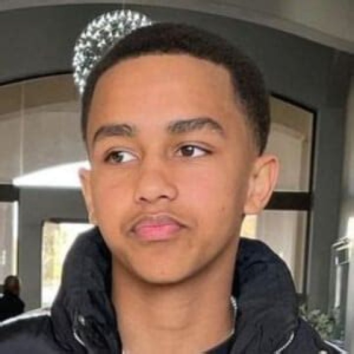 Sasha Domnikov - Age, Family, Bio