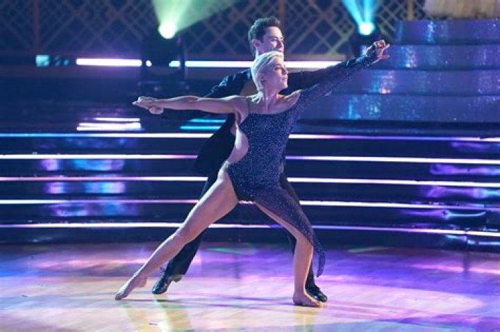 Sasha Farber performing with Selma Blair on DWTS