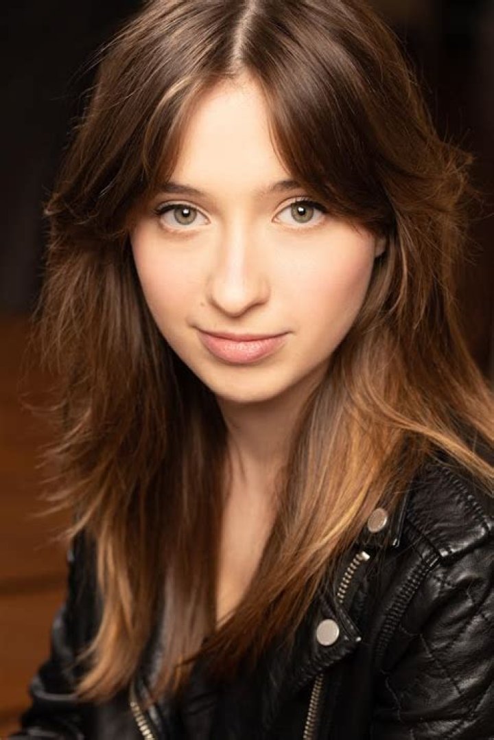 Savannah Bruffey Bio (Wiki) 