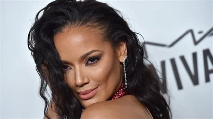 Selita Ebanks photo