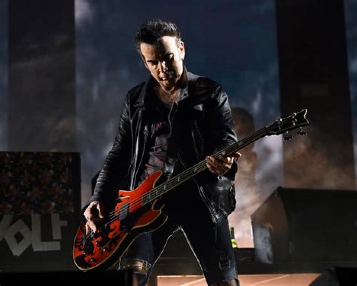 Simon Gallup photo