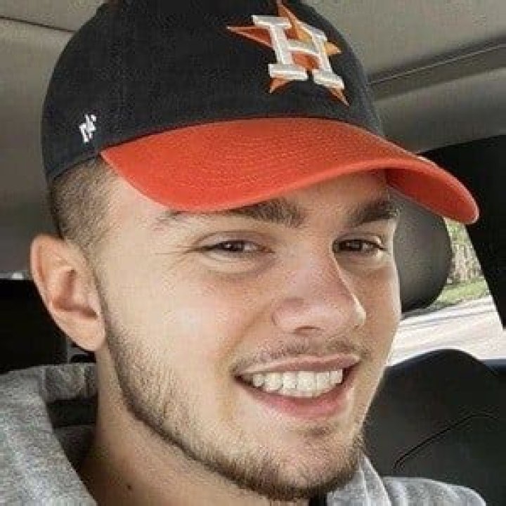 Soar Dylan - Age, Family, Bio