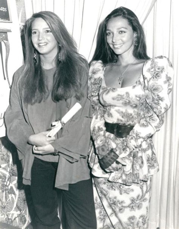 Know about the ‘Mannequin’ actress Carole Davis’ career in acting from the very start! Source: Instagram (Carole Davis and her husband Kevin Rooney)