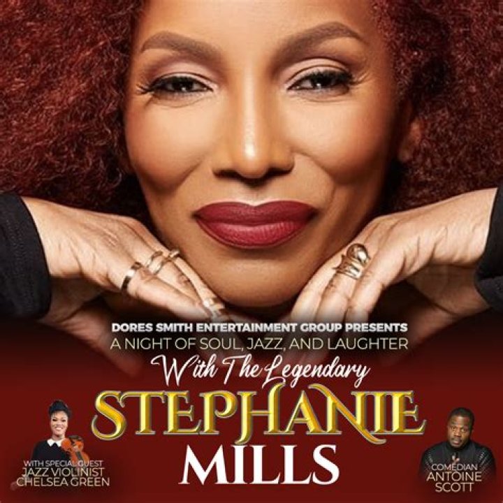 Stephanie Mills photo 2