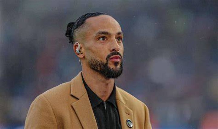 Theo Walcott photo 3