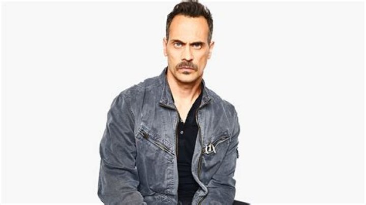 Todd Stashwick - Age, Family, Bio