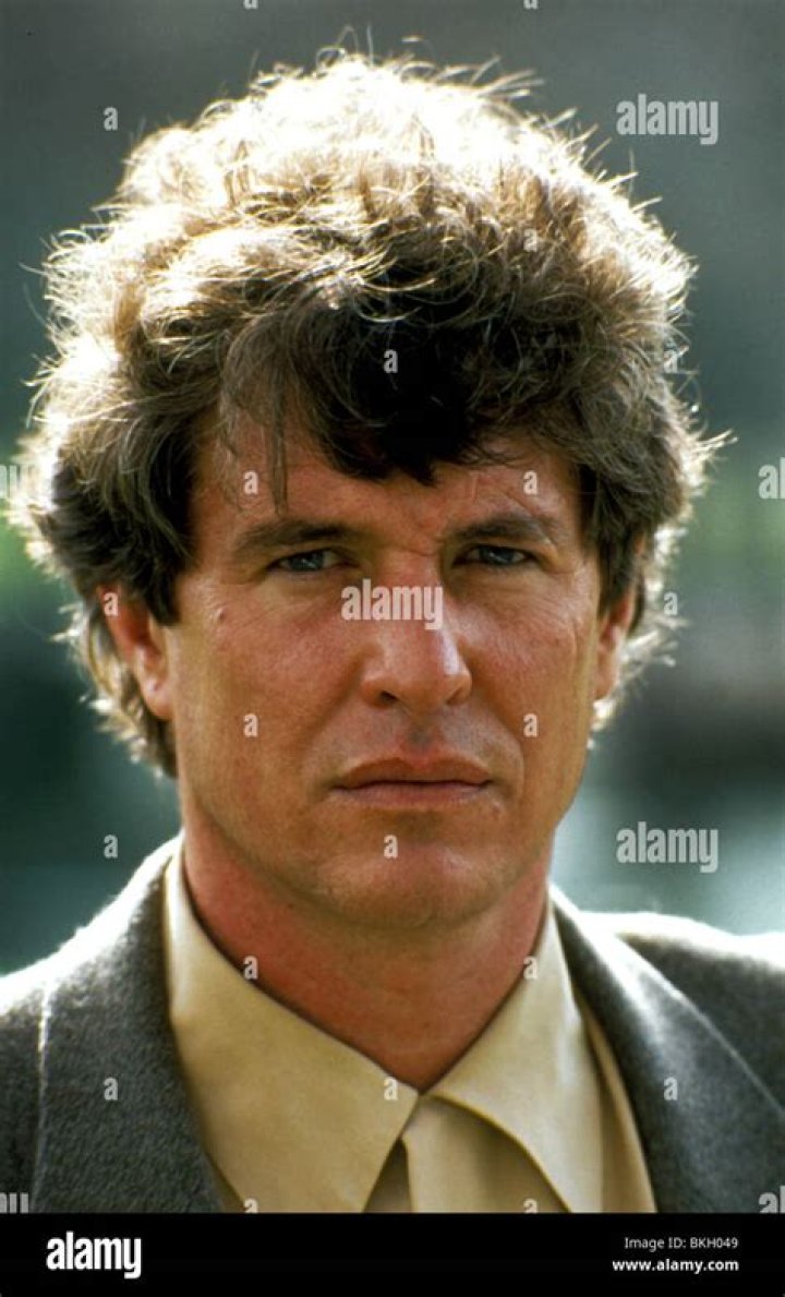 Tom Berenger photo