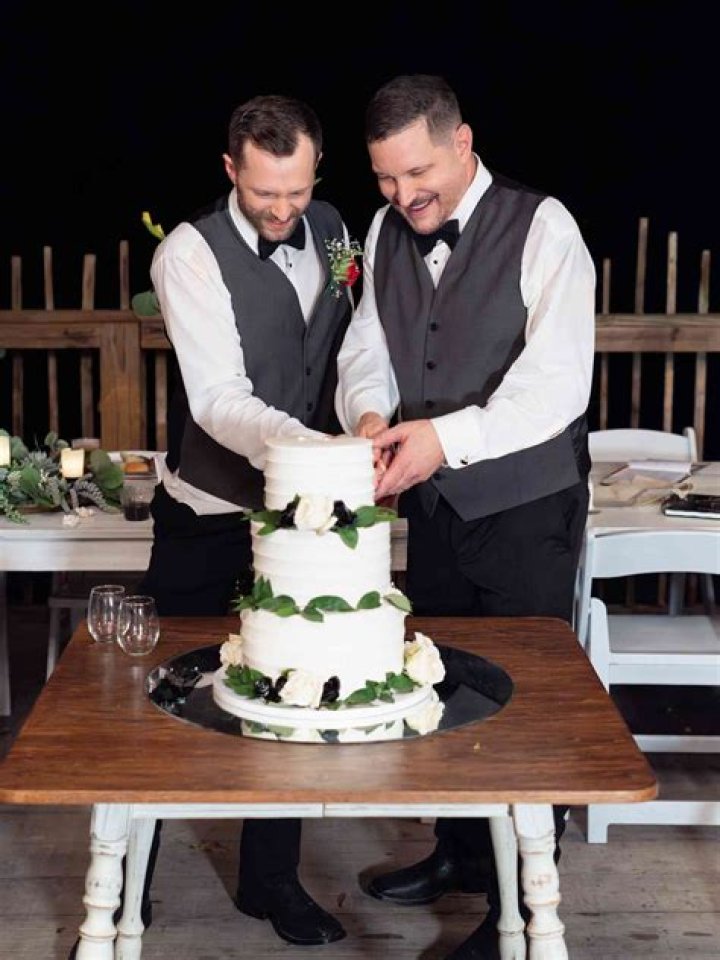 Gay Wedding! Ty Herndon and Alex Schwartz married over a year after dating Ty Herndon is married to his boyfriend Alex Schwartz