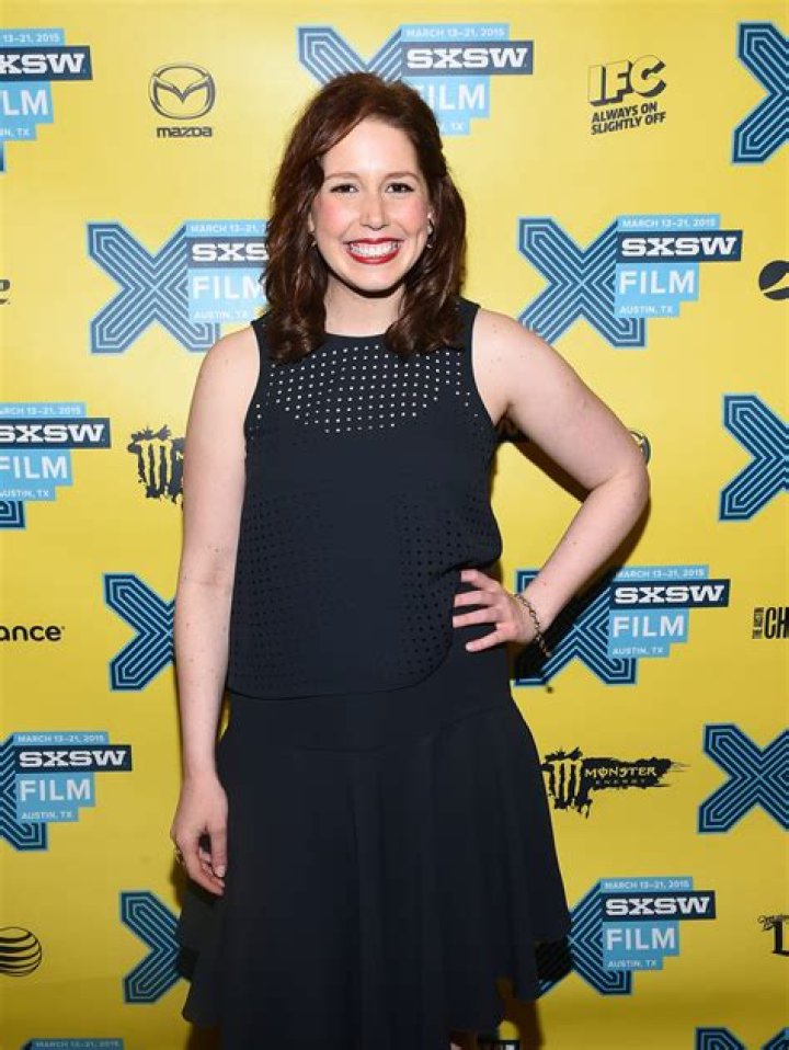 Vanessa Bayer photo 2