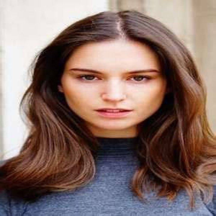 Vanessa Grasse - Age, Family, Bio