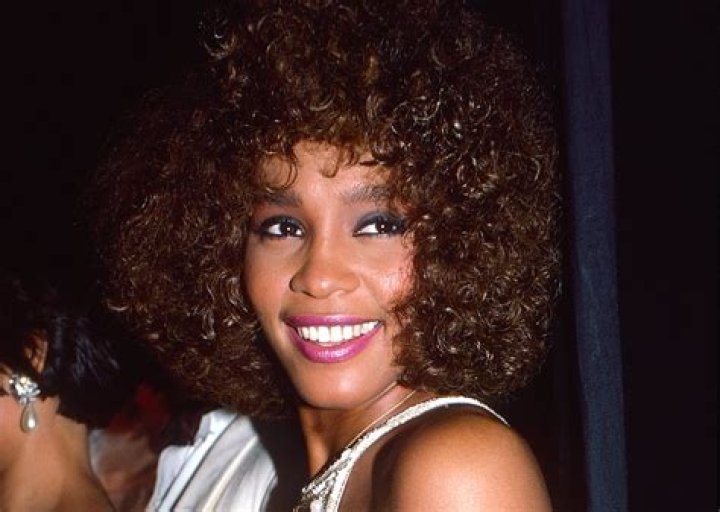 Whitney Houston photo 3