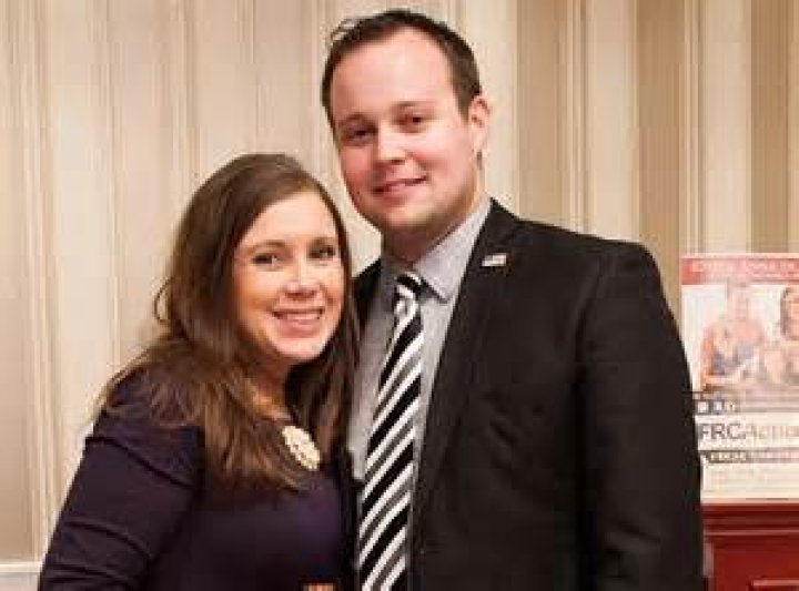 Witness Breaks Down During Josh Duggar Trial